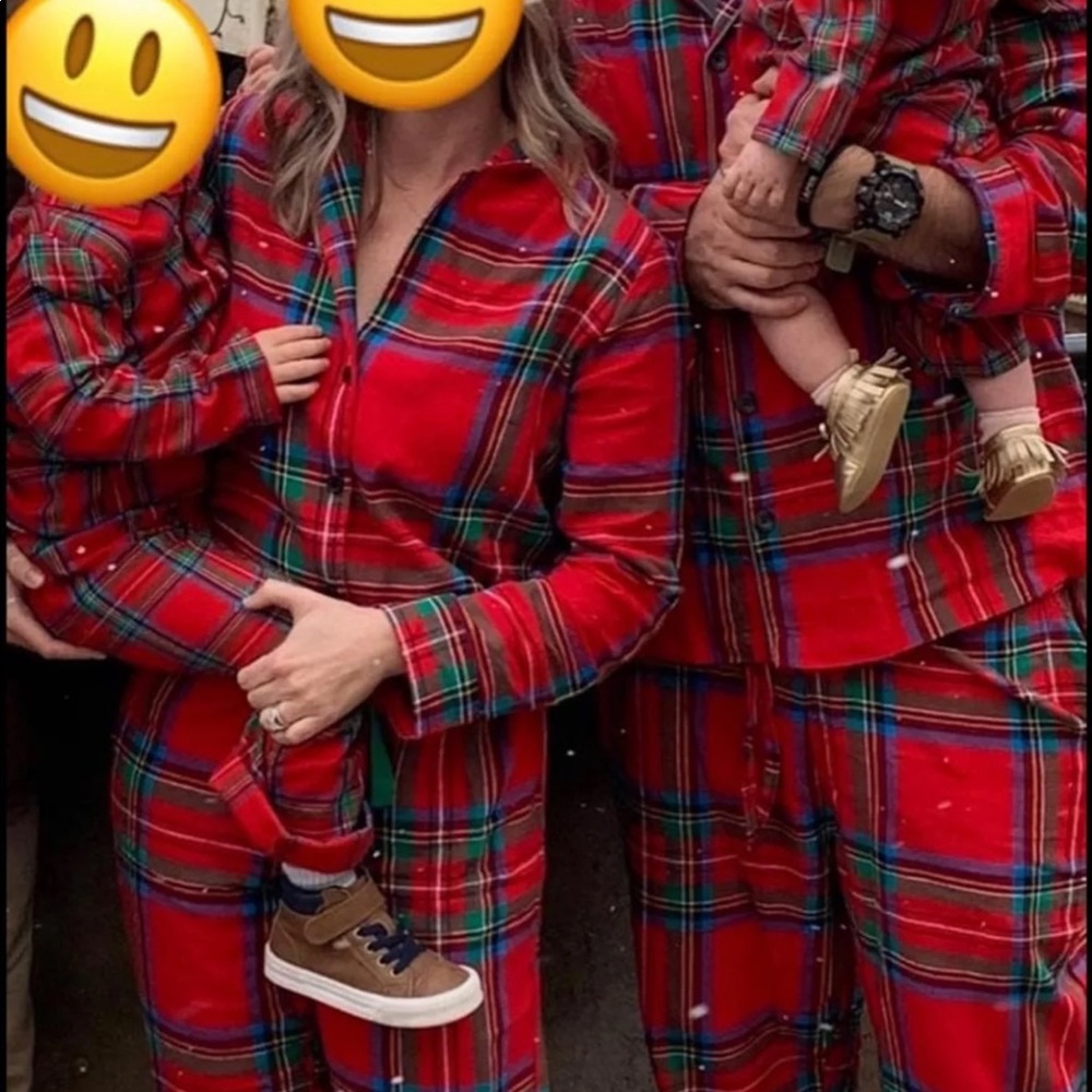 Matching Christmas pajamas 4 person set